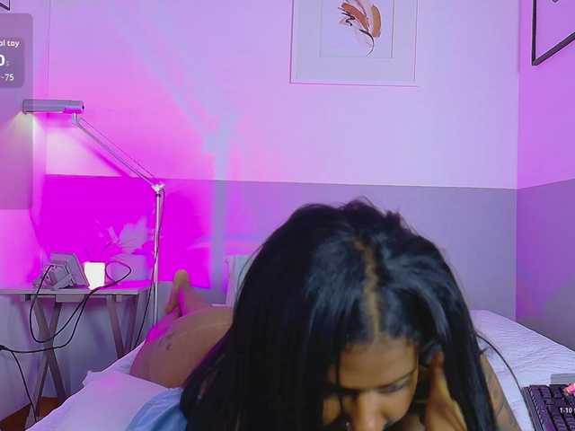 daddysneakin live cam on BongaCams