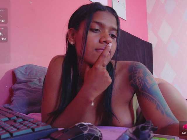 daddysneakin live cam on BongaCams