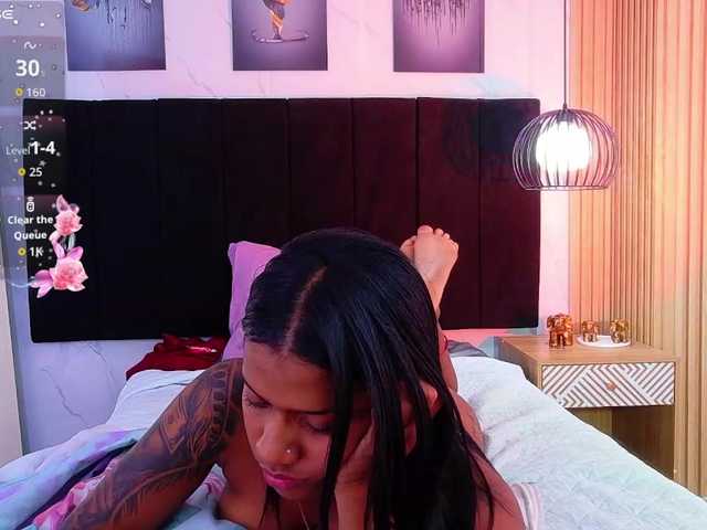 daddysneakin live cam on BongaCams