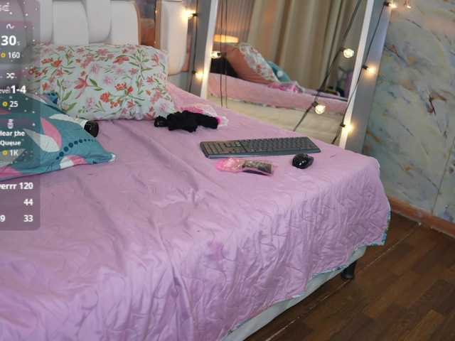 daddysneakin live cam on BongaCams