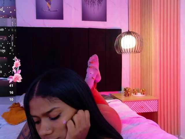 daddysneakin live cam on BongaCams