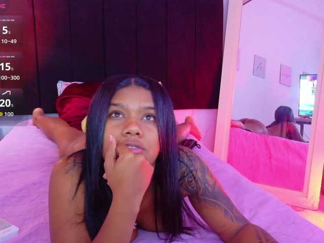 daddysneakin live cam on BongaCams
