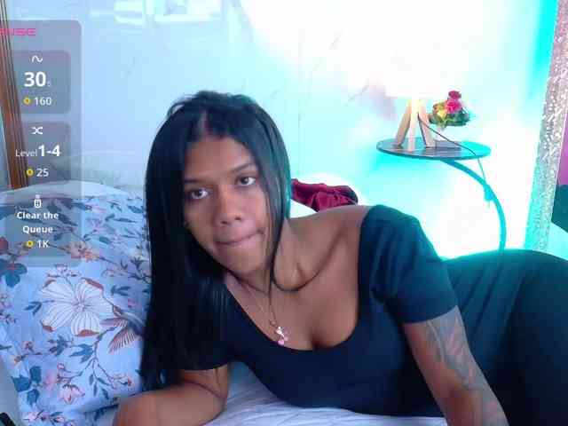daddysneakin's live room