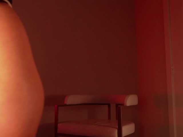 Sashalong13 live cam on BongaCams