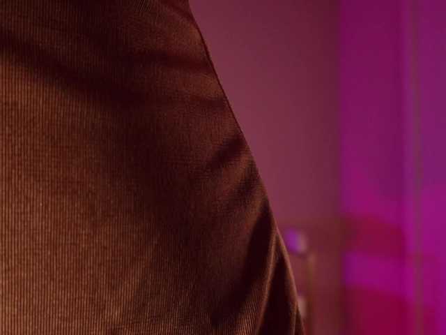 Sashalong13 live webcam show