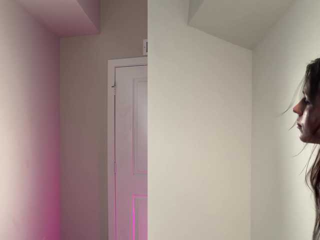 Sashalong13's BongaCams show and profile