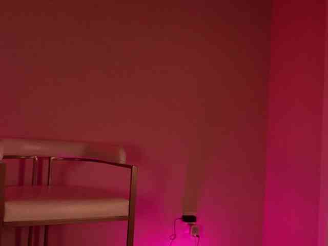 Sashalong13 webcam