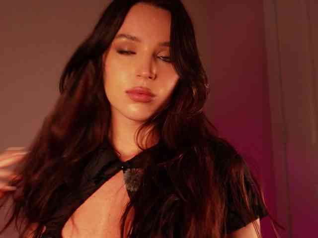 Sashalong13 Sex Cam Show