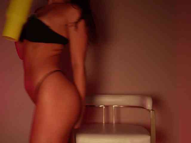 Sashalong13 webcam
