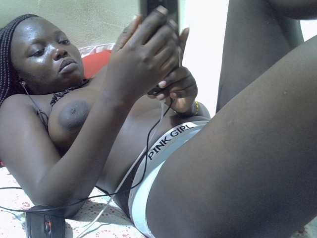 sexxyme live cam on BongaCams