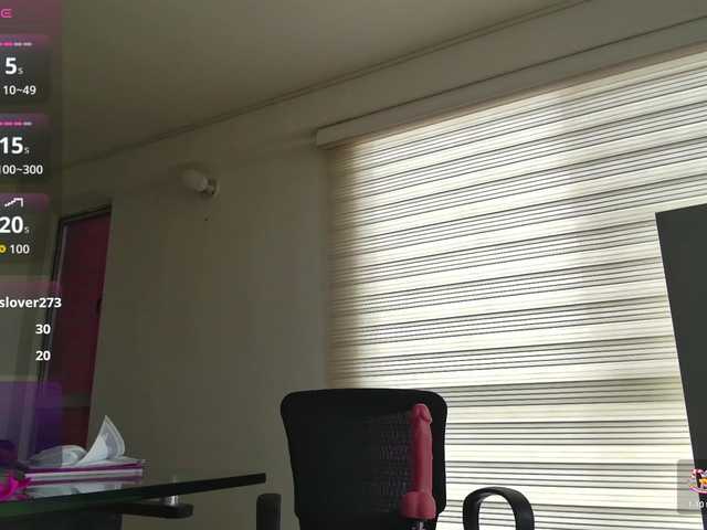 Roxxana-queen live cam on BongaCams