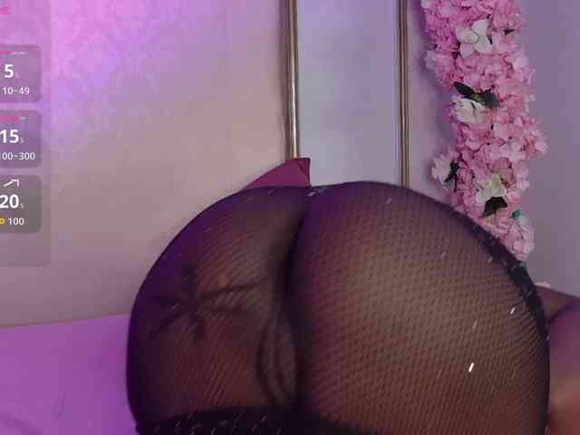 Roxxana-queen webcam