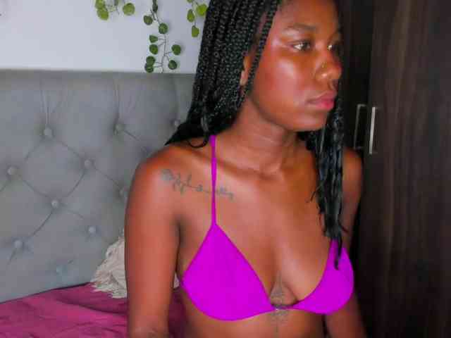 Modelo: Roxxana-queen