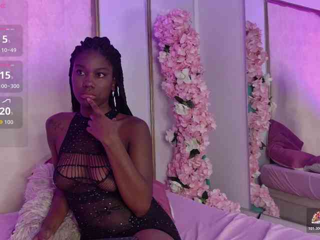 Roxxana-queen webcam