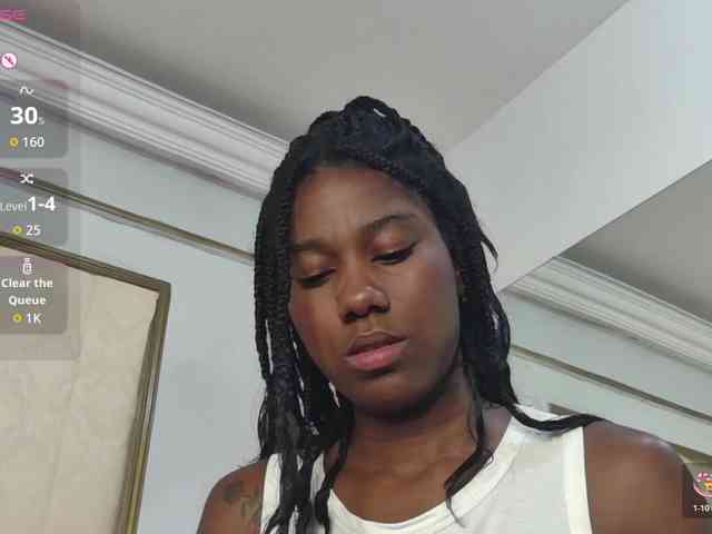 Roxxana-queen webcam