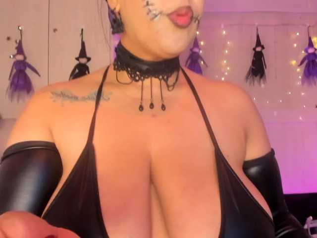 Vicky-Ruiz live cam preview