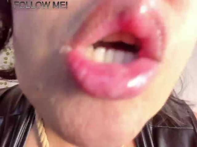 Vicky-Ruiz live webcam show