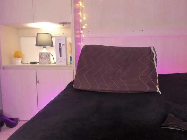 Vicky-Ruiz live cam on BongaCams