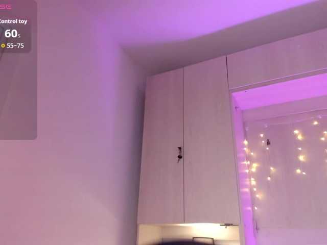 Vicky-Ruiz live cam on BongaCams