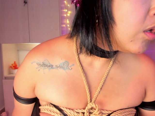 Vicky-Ruiz live webcam show