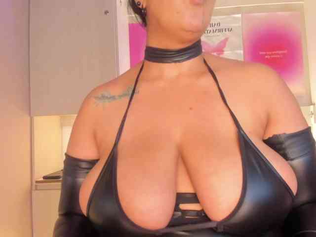 Vicky-Ruiz webcam