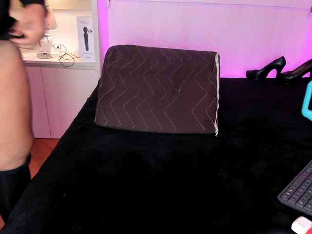 Vicky-Ruiz webcam