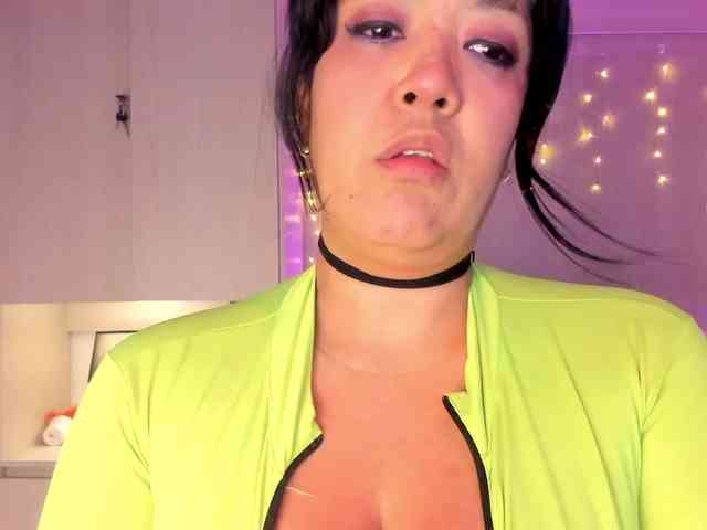 vicky-ruiz's live room