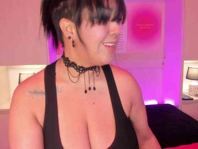 Vicky-Ruiz webcam