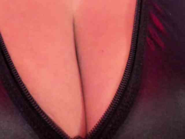 Vicky-Ruiz webcam