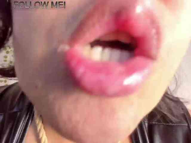 Vicky-Ruiz webcam