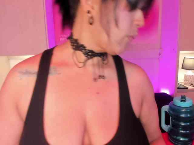 Vicky-Ruiz webcam