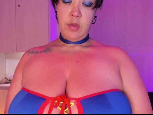 Vicky-Ruiz webcam