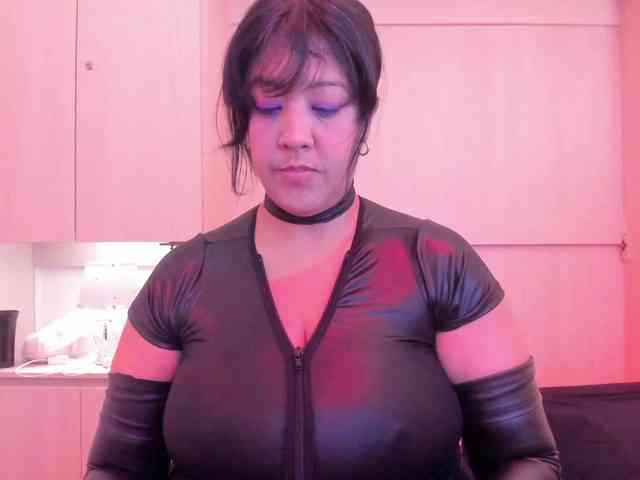 Vicky-Ruiz Vicky-Ruiz