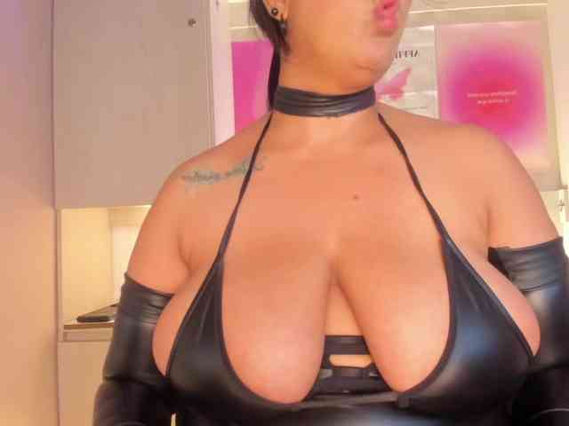 Vicky-Ruiz webcam