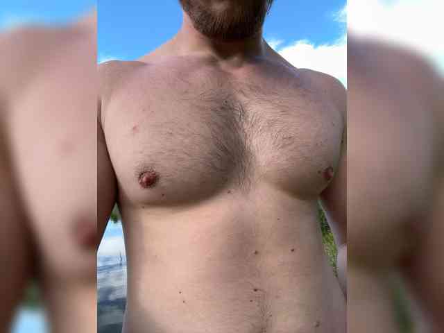 111Ruslan111 Live Webcam on BongaCams