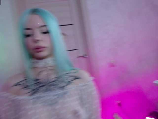 Aurora-Natsuki live cam on BongaCams