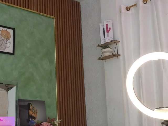 Sweetmia- live cam