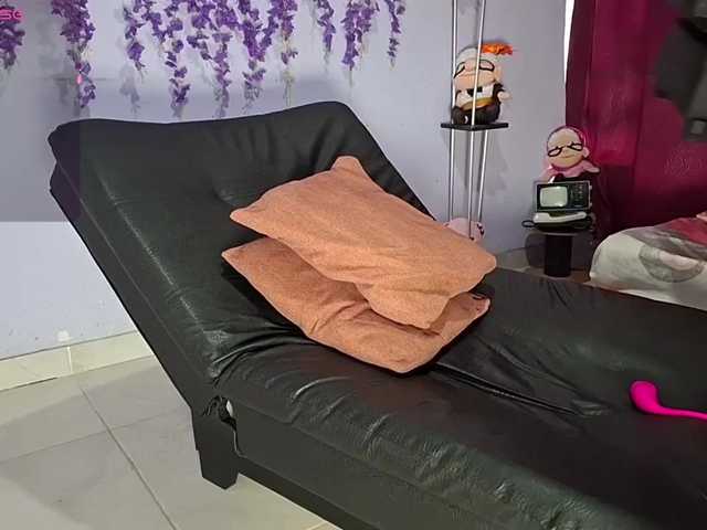 Yazfore live webcam show