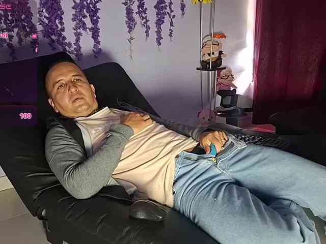 Yazfore Sex Cam Show