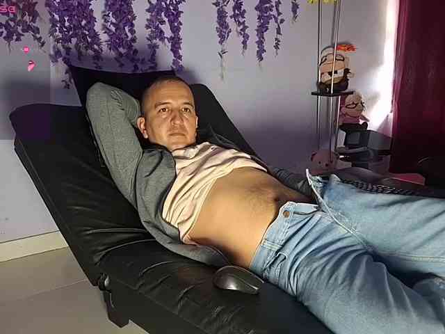 Yazfore Sex Cam Show