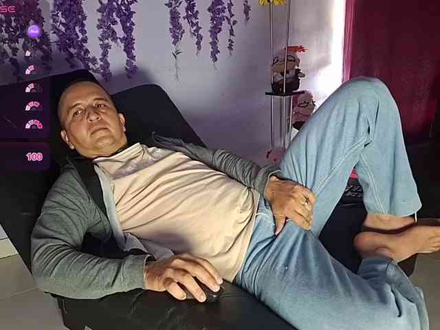 Yazfore Sex Cam Show