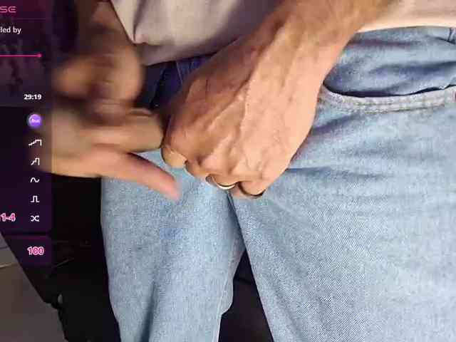 Yazfore Sex Cam Show
