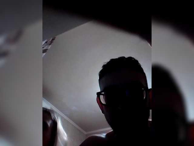 Yana2000's BongaCams show and profile