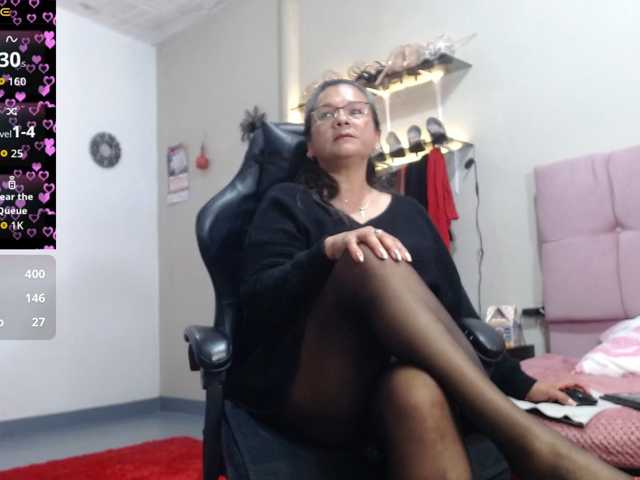 SolVegaa, live now on BongaCams