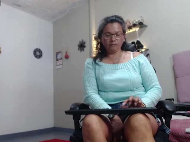 SolVegaa live webcam show