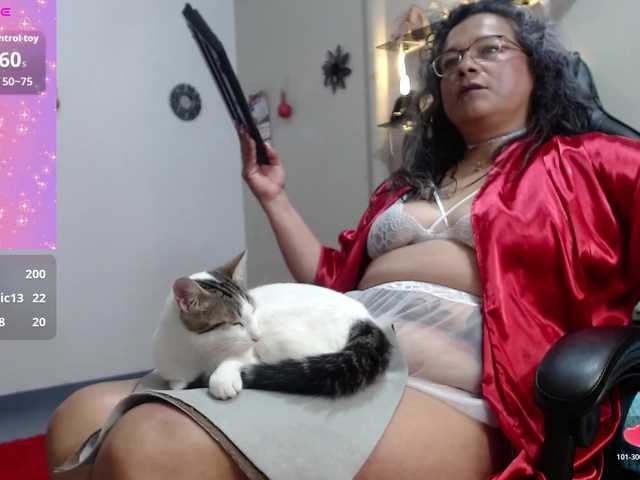 SolVegaa Live Cam and Statistics on UnifiedCams