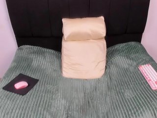 louise-Mikk Porn Show