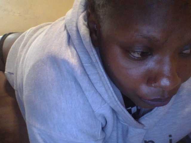 Thicksoraya live cam on BongaCams