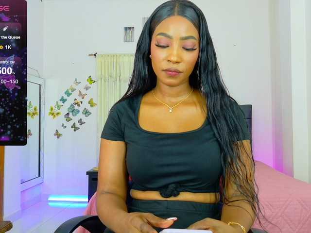 talianapalacios live cam on BongaCams