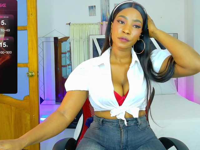 talianapalacios live cam on BongaCams